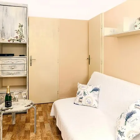 Holiday Home Drasnice Διαμέρισμα Drasnice